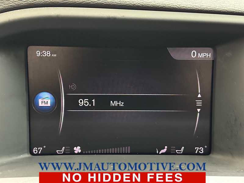 Used 2018 Volvo S60 T5 Dynamic w/ Vision Package image 23