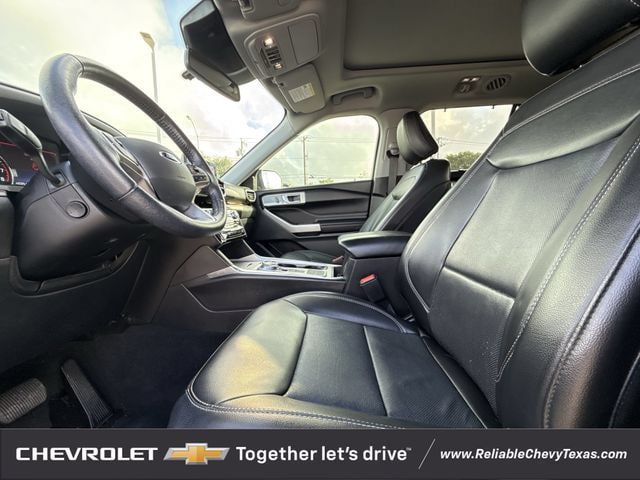 Used 2021 Ford Explorer Limited w/ Equipment Group 301A RWD image 30