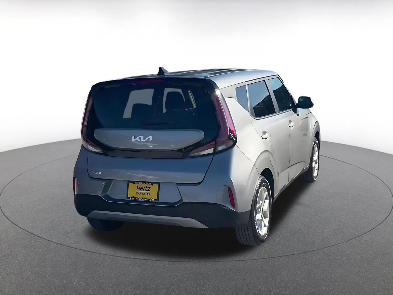 Used 2025 Kia Soul LX w/ LX Technology Package image 15