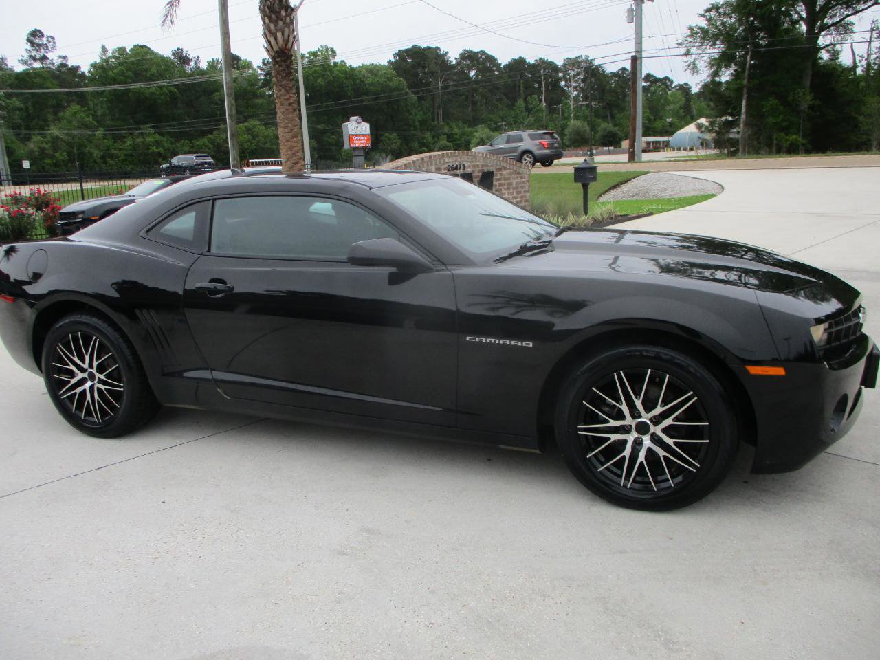 Used 2010 Chevrolet Camaro LS RWD image 24
