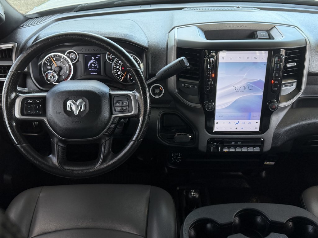 Used 2022 RAM 2500 Tradesman w/ Chrome Appearance Group AWD/4WD image 14