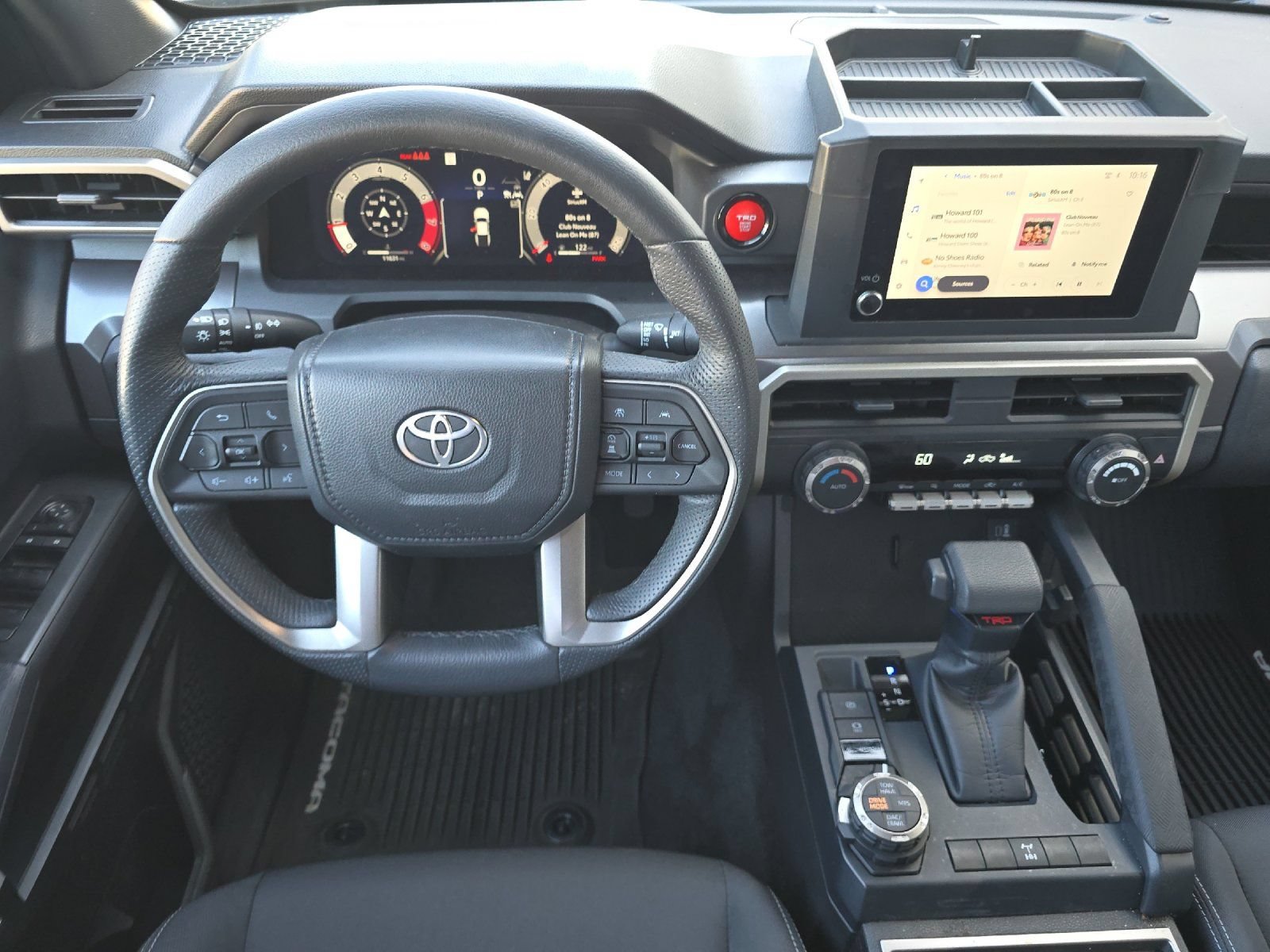 Used 2025 Toyota Tacoma TRD Off-Road AWD/4WD image 13