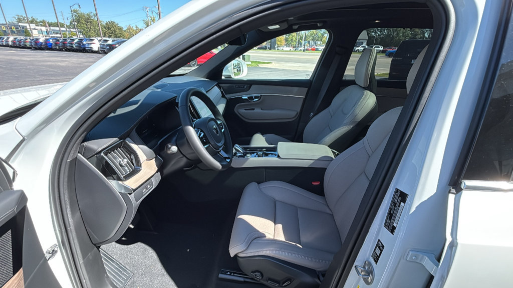 New 2027 Volvo XC90 B6 Ultra AWD/4WD image 25