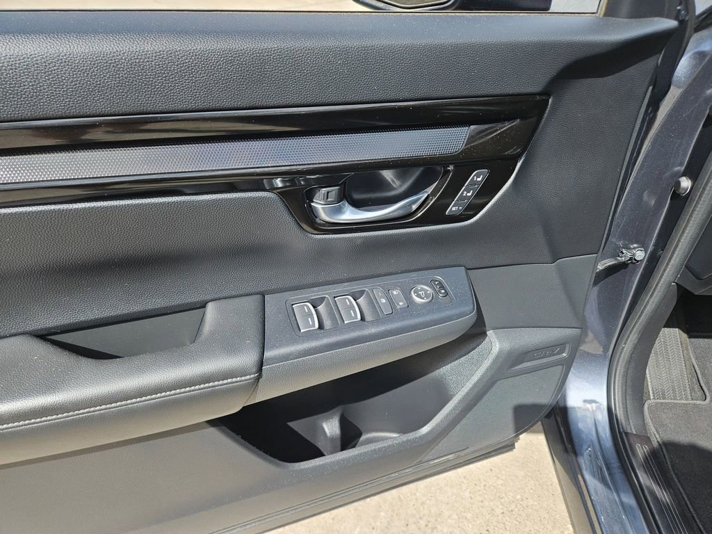 Used 2025 Honda CR-V EX-L image 15