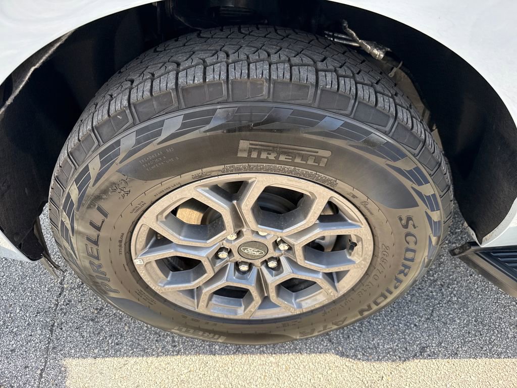 Certified 2025 Ford Expedition Active image 12