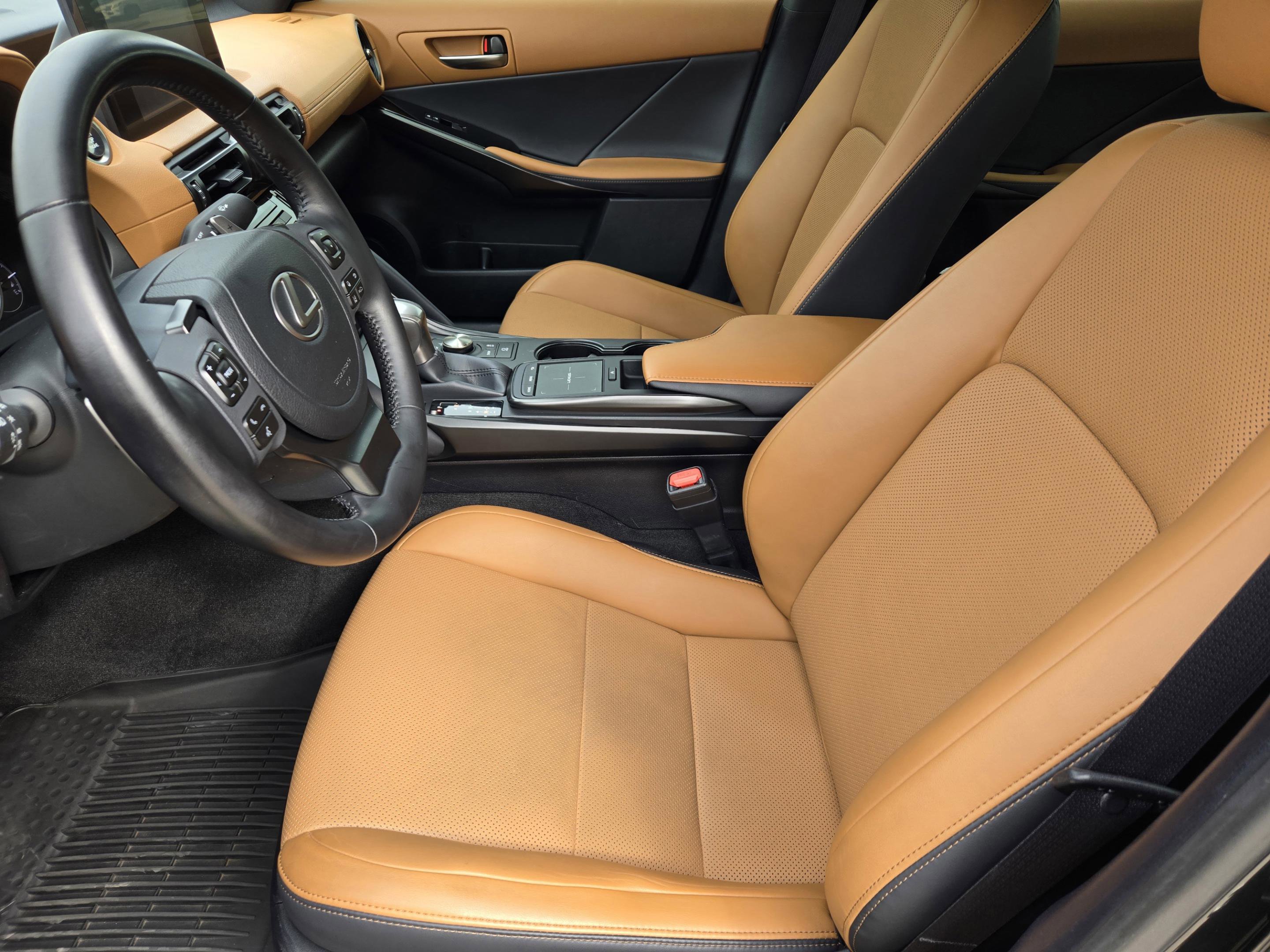 Used 2024 Lexus IS 350 F Sport w/ Accessory Package 2 RWD image 9