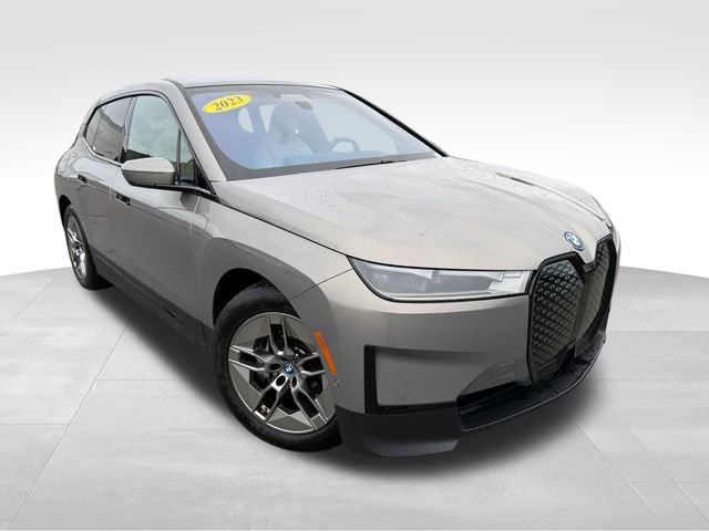 Used 2023 BMW iX xDrive50 w/ Ultimate Package 2 image 1