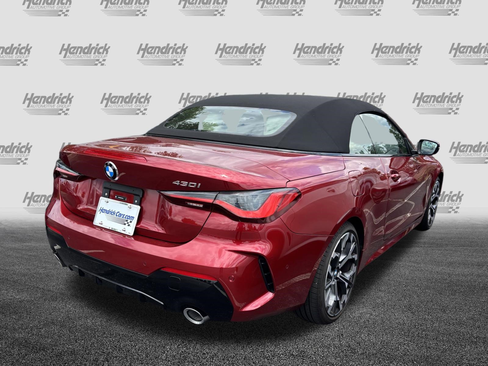 Used 2026 BMW 430i Convertible RWD image 10