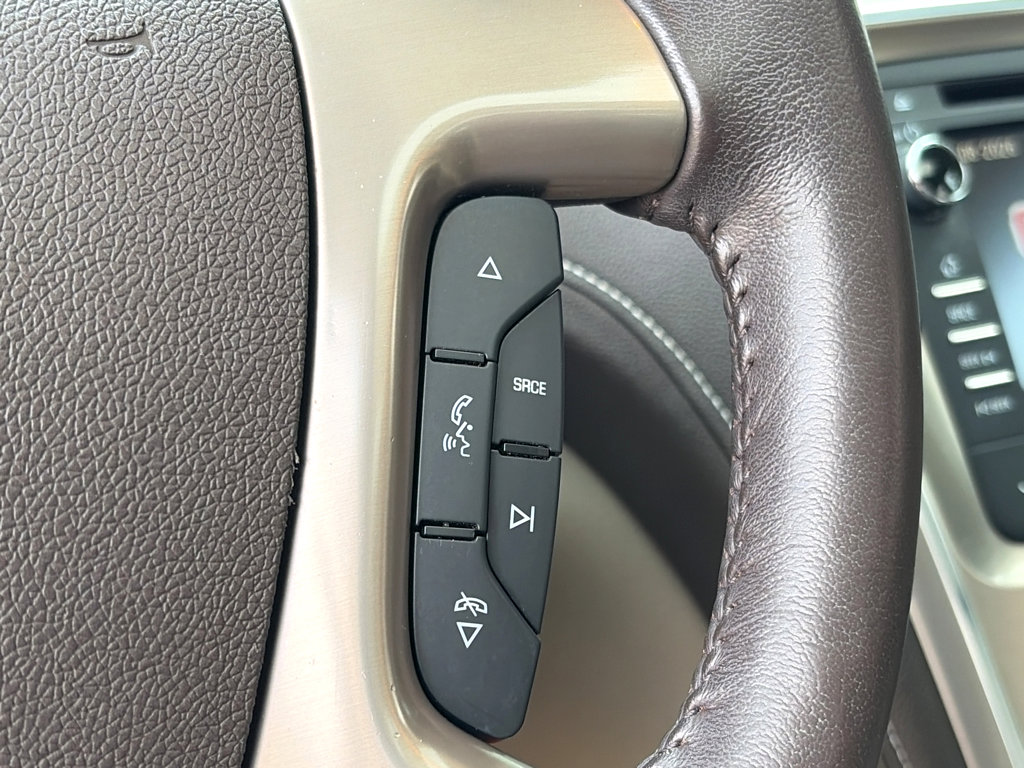 Used 2015 GMC Acadia Denali FWD image 16