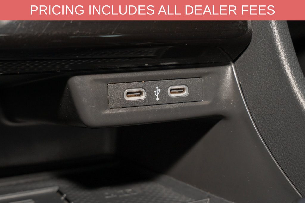 Used 2025 Volkswagen Jetta SE FWD image 15