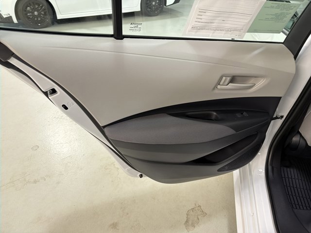 Used 2026 Toyota Corolla LE FWD image 23
