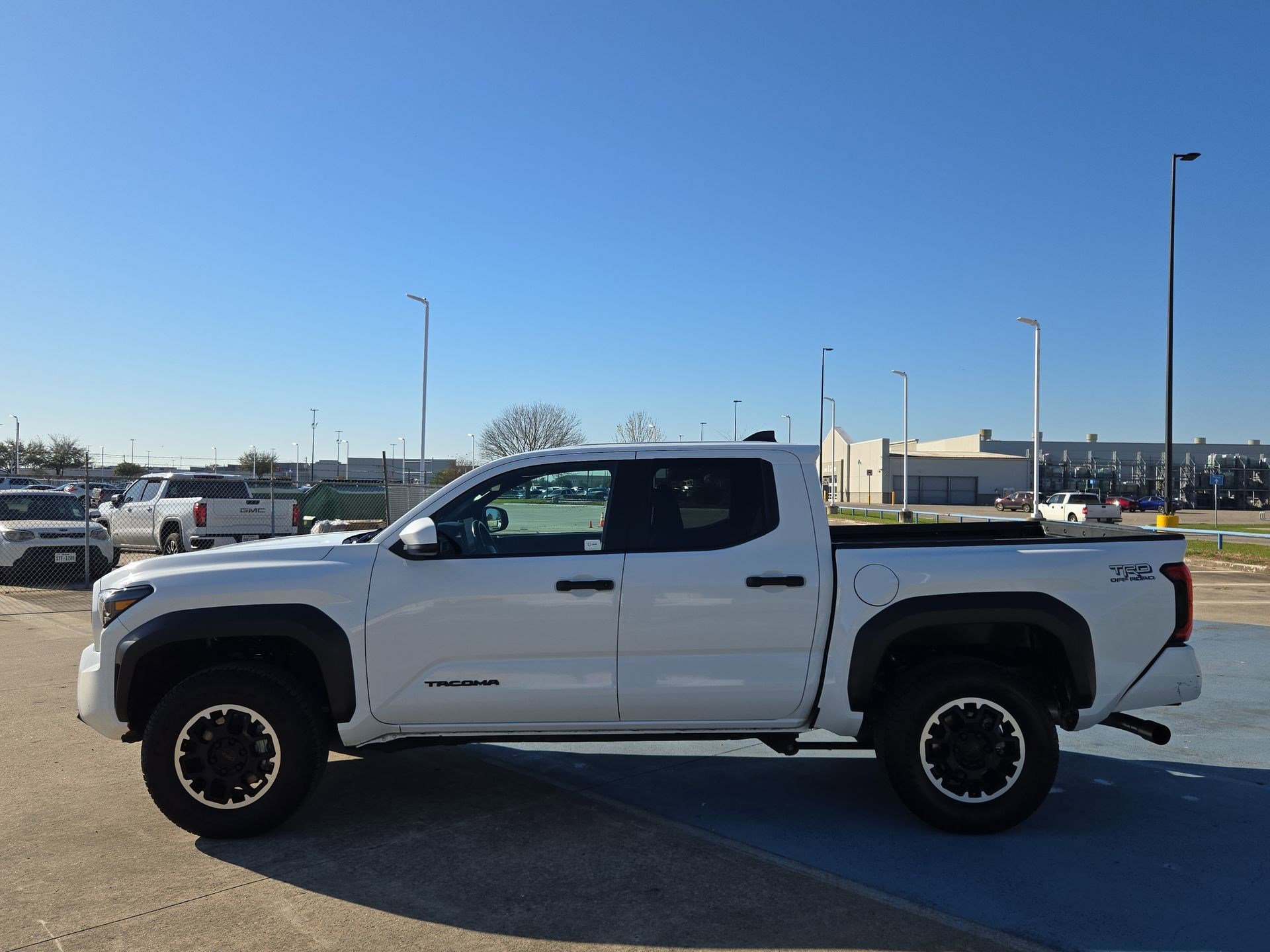 Used 2024 Toyota Tacoma TRD Off-Road image 6