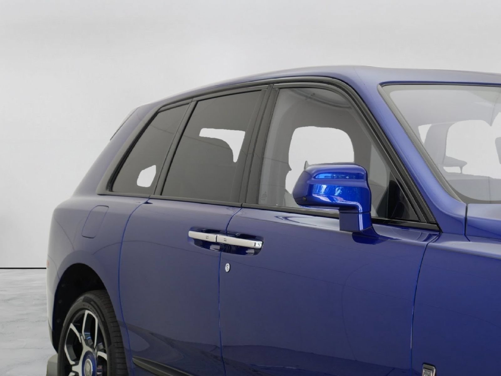 Certified 2021 Rolls-Royce Cullinan Black Badge AWD/4WD image 4