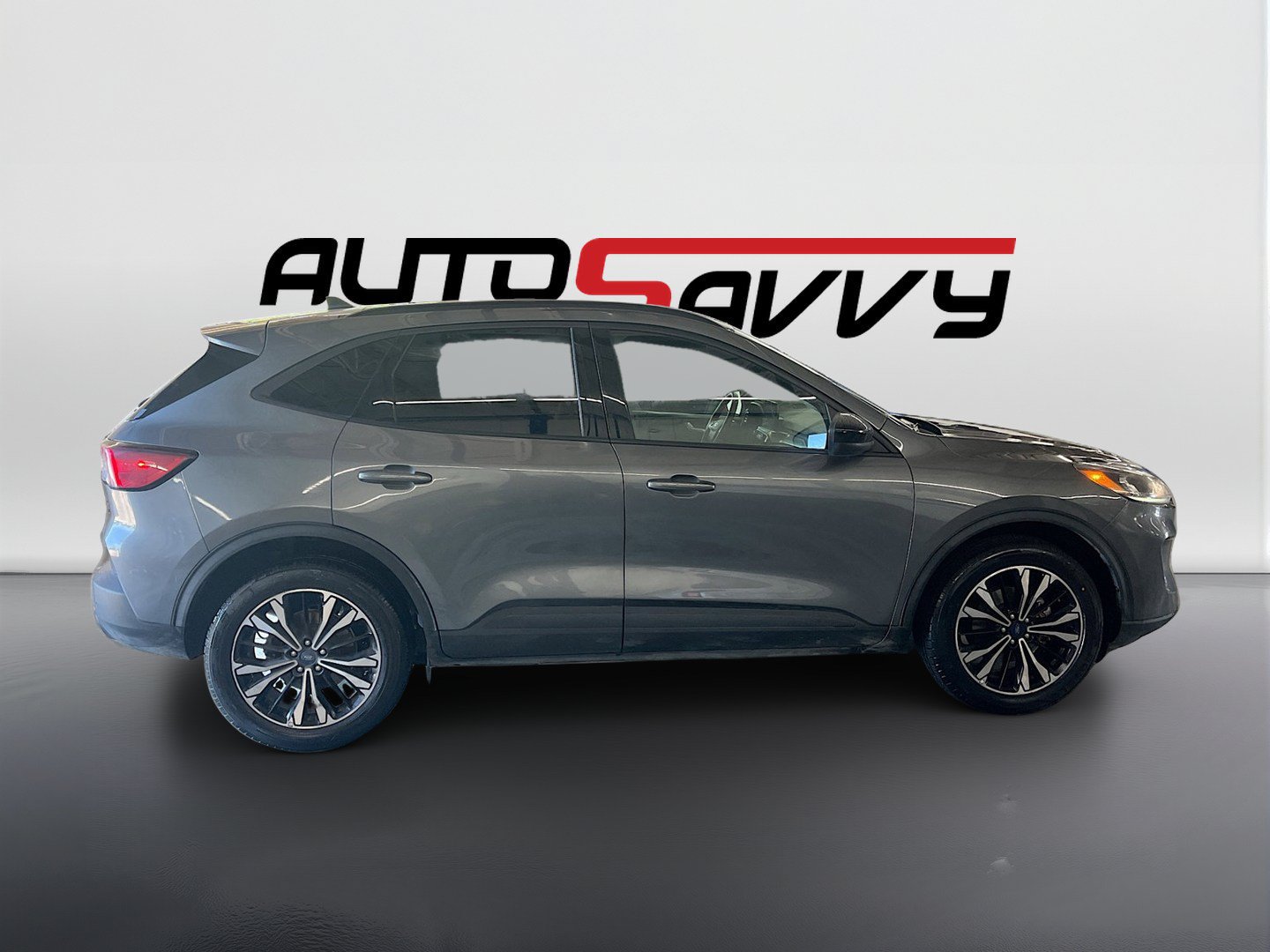 Used 2022 Ford Escape SEL w/ SEL Stealth AWD Package image 8