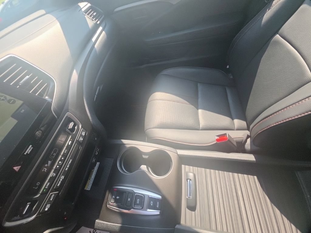 Certified 2023 Honda Passport TrailSport image 25