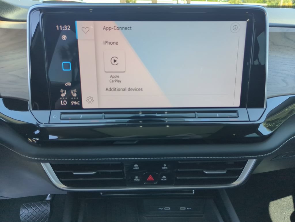 New 2026 Volkswagen Atlas SE FWD image 38