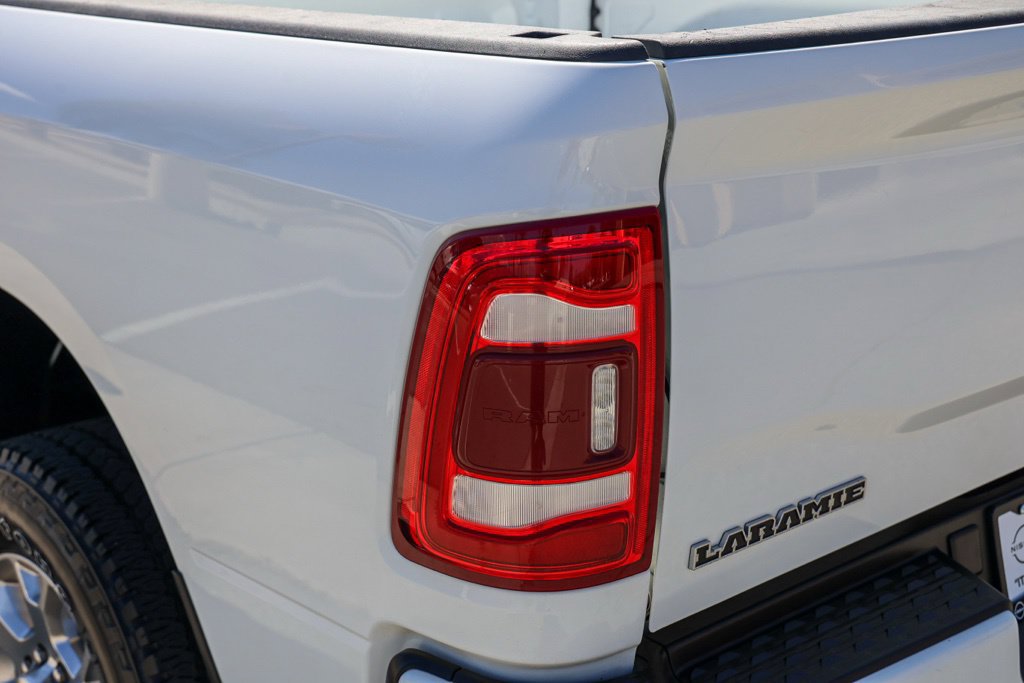 Used 2024 RAM 2500 Laramie w/ Safety Group AWD/4WD image 8