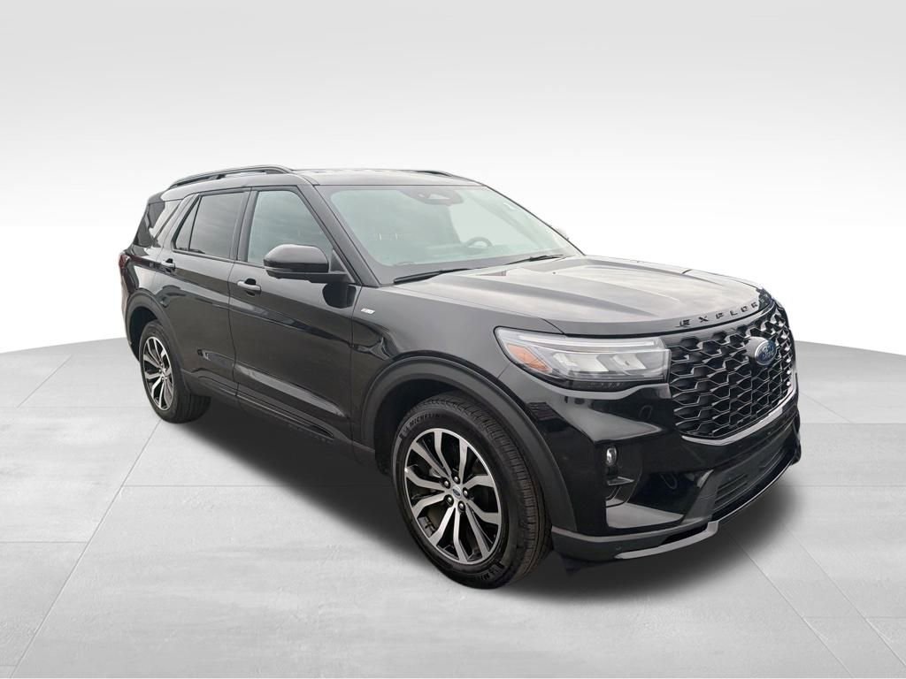 Used 2025 Ford Explorer ST-Line image 8