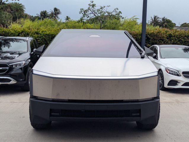 Used 2024 Tesla Cybertruck Cyberbeast AWD/4WD image 2