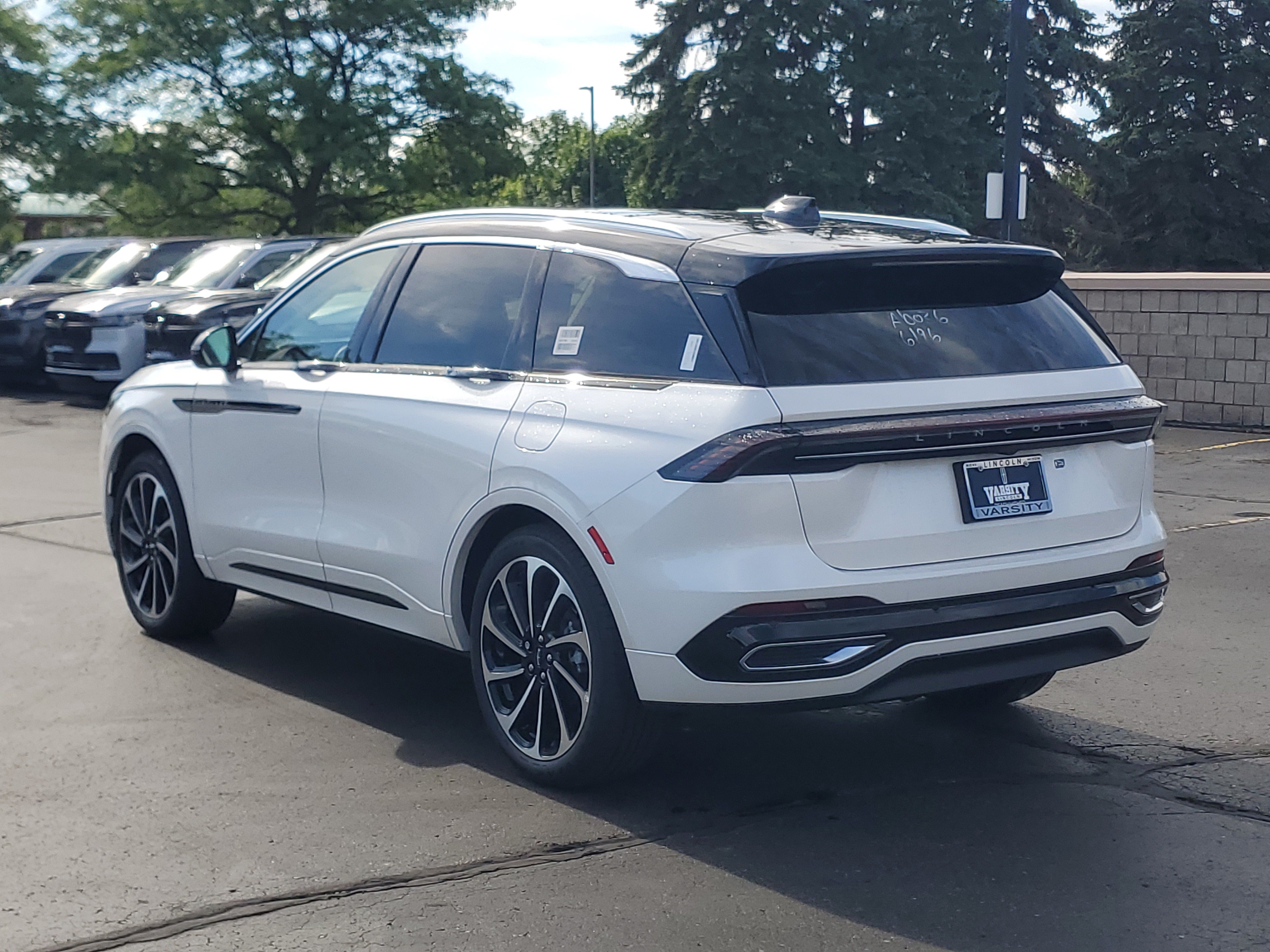 New 2026 Lincoln Nautilus Black Label AWD/4WD image 3