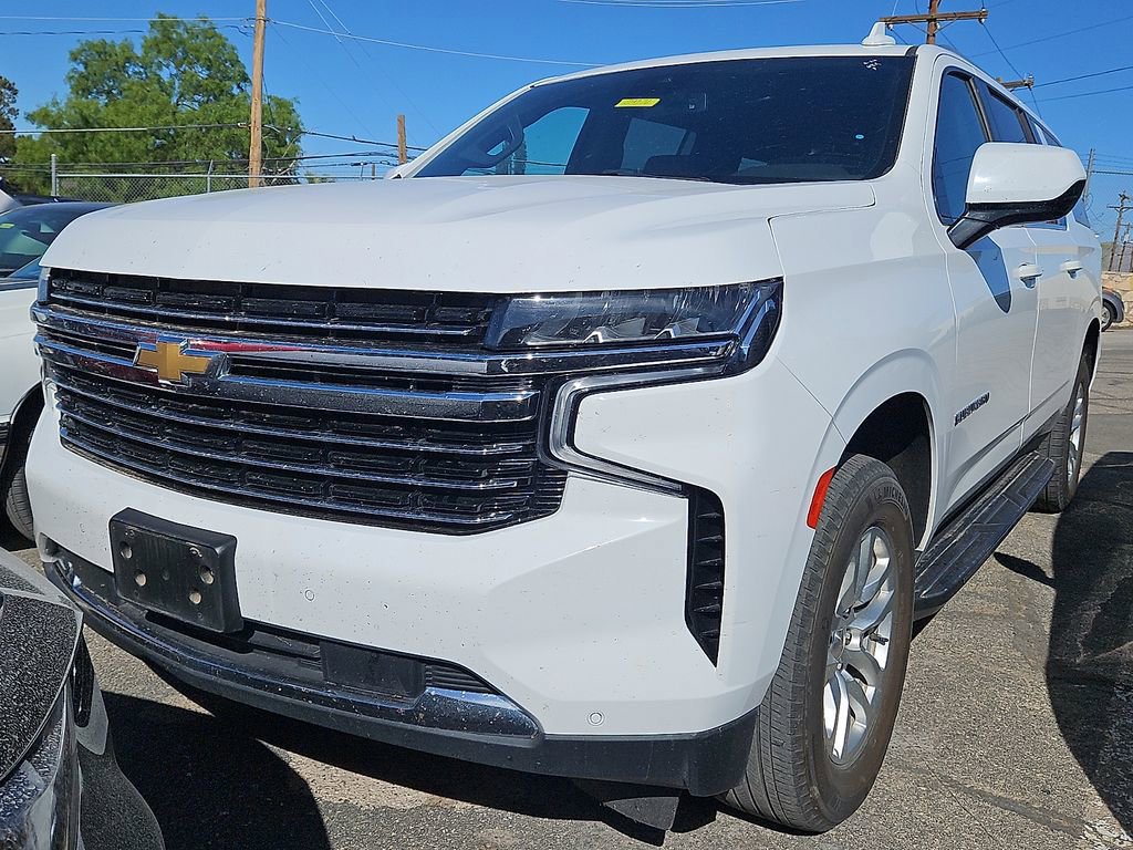 Used 2024 Chevrolet Suburban LT RWD image 1