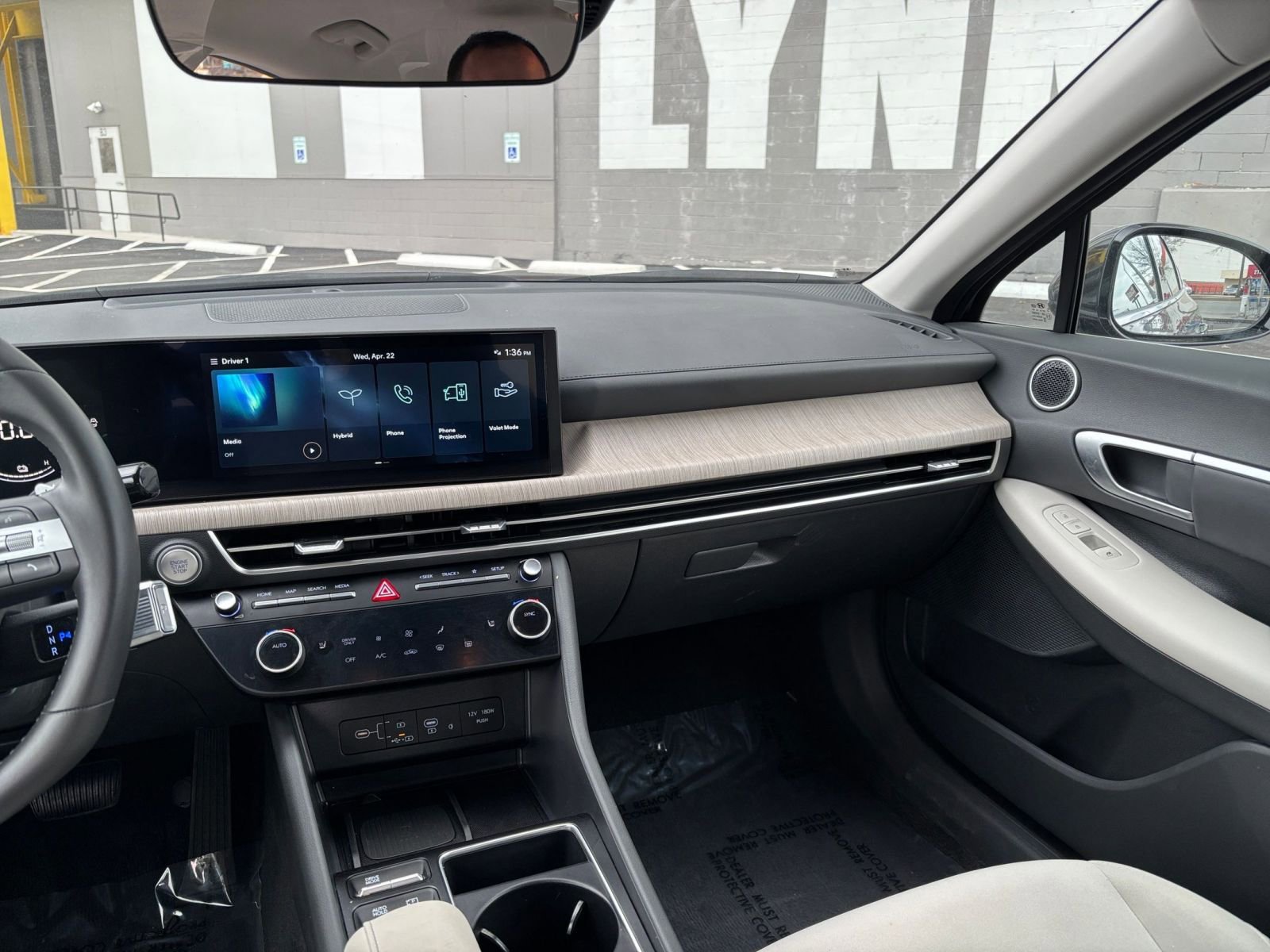 Used 2025 Hyundai Sonata SEL FWD image 31