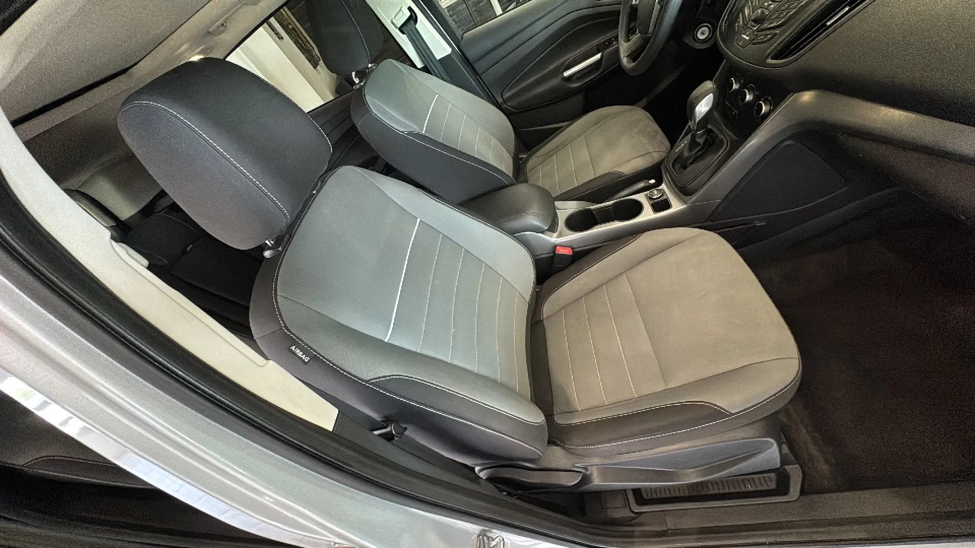Used 2015 Ford Escape SE FWD image 27