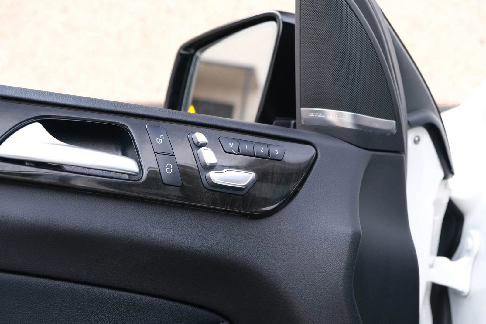 Used 2018 Mercedes-Benz GLS 550 GLS 550 4MATIC Sport Utility 4 w/ Driver Assistance Package image 20