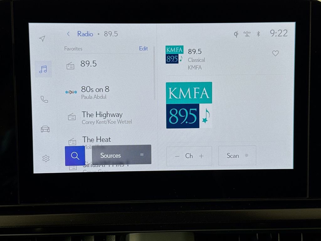 New 2025 Lexus UX 300h FWD image 11