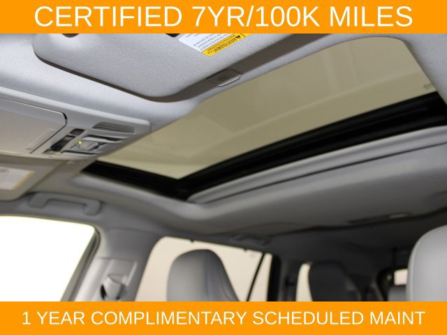 Used 2023 Toyota Highlander XLE AWD/4WD image 29