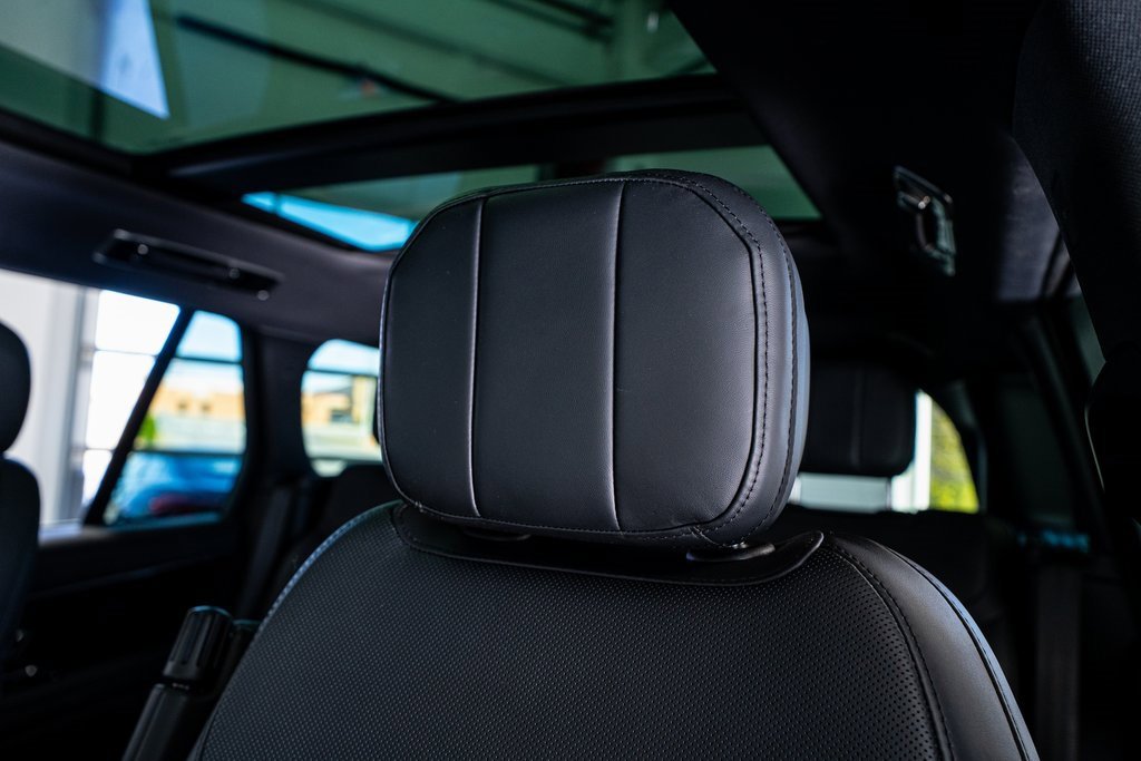 Used 2023 Land Rover Range Rover SE image 39