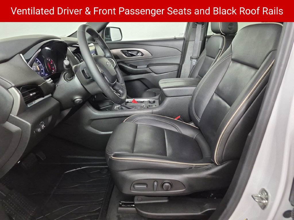 Certified 2023 Chevrolet Traverse Premier w/ Redline Edition FWD image 17