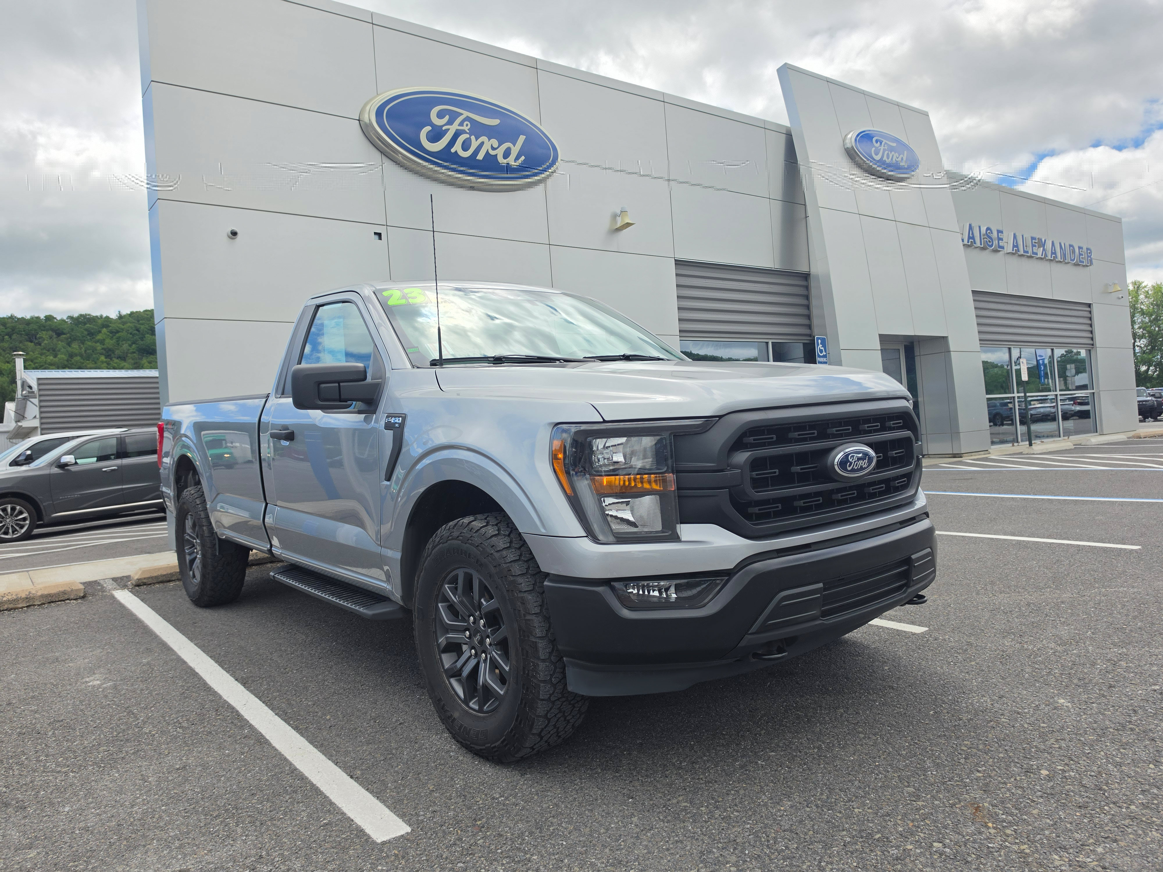 Used 2023 Ford F150 XL w/ Trailer Tow Package AWD/4WD image 1