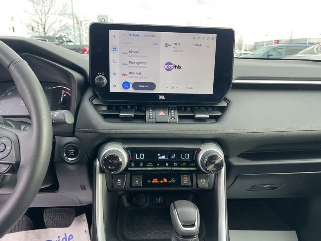 Used 2023 Toyota RAV4 XLE Premium image 16