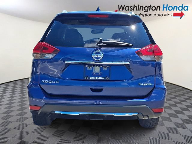 Used 2017 Nissan Rogue SL w/ SL Premium Package AWD/4WD image 5