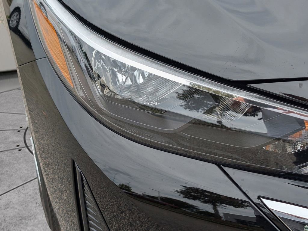 New 2025 Nissan Sentra S image 9