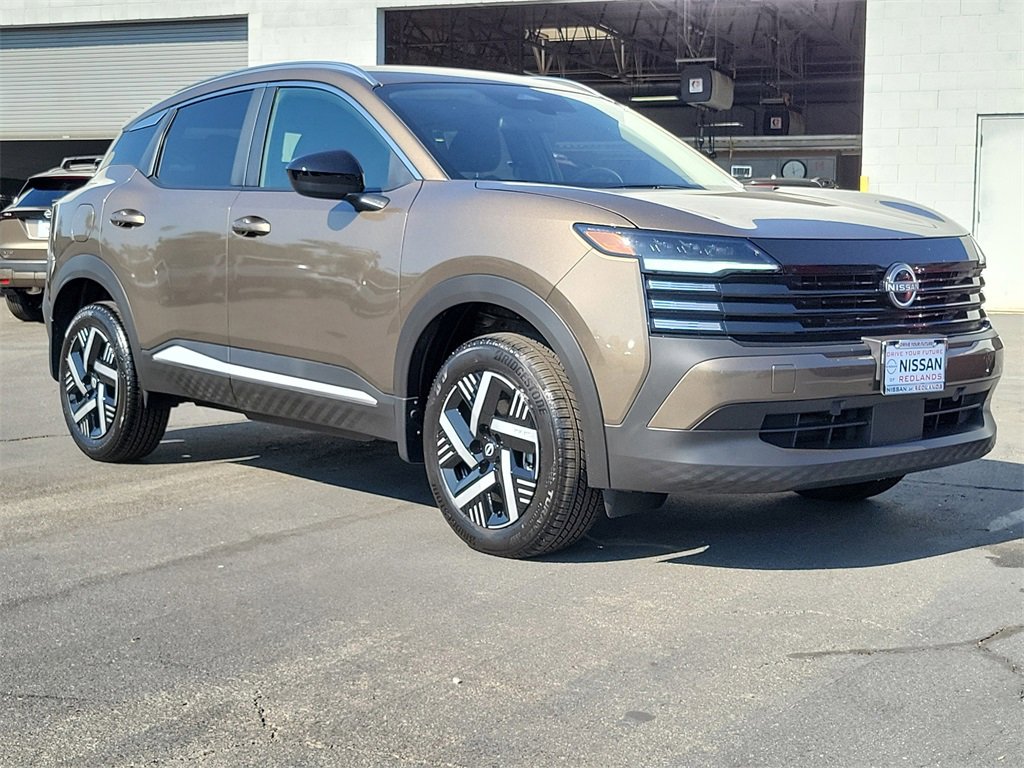 New 2026 Nissan Kicks SV image 4