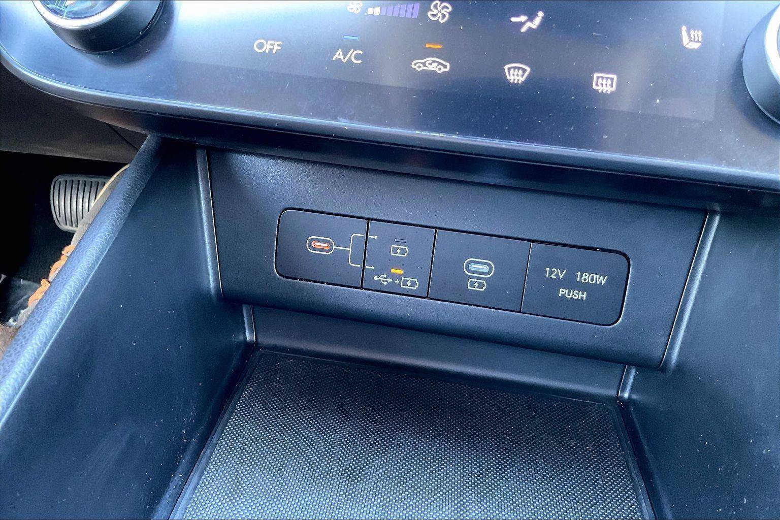 Used 2025 Hyundai Sonata SEL FWD image 30