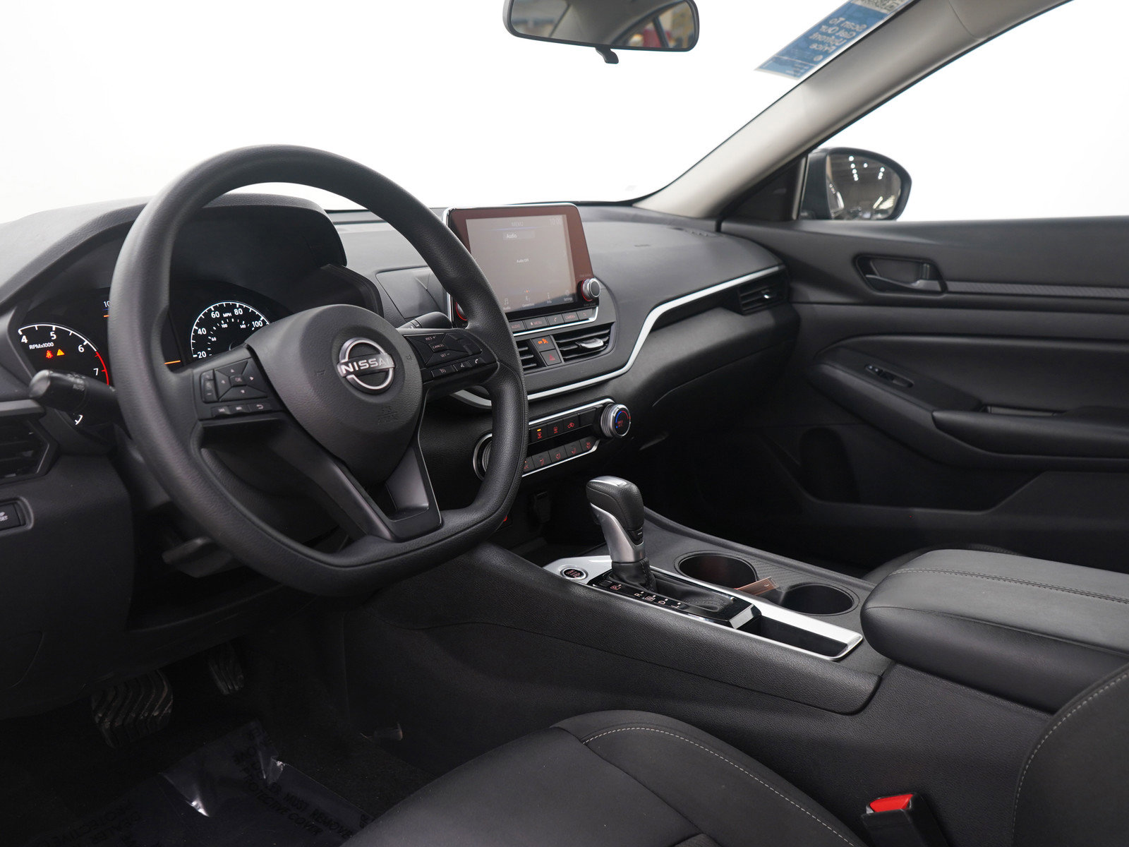 Used 2025 Nissan Altima 2.5 S image 22