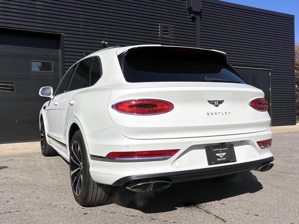 Certified 2022 Bentley Bentayga image 20