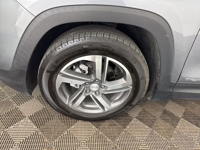 Used 2020 GMC Terrain SLT w/ Preferred Package image 27