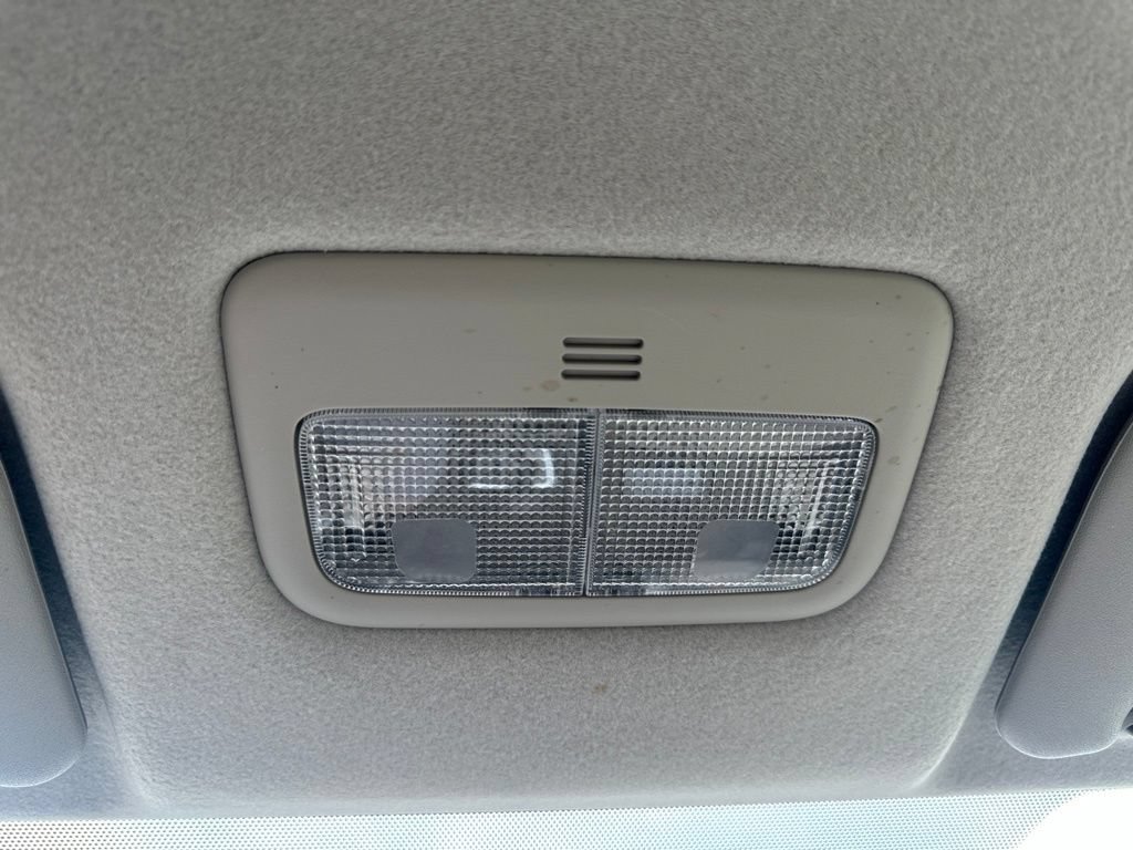 Used 2010 Toyota Corolla LE FWD image 26