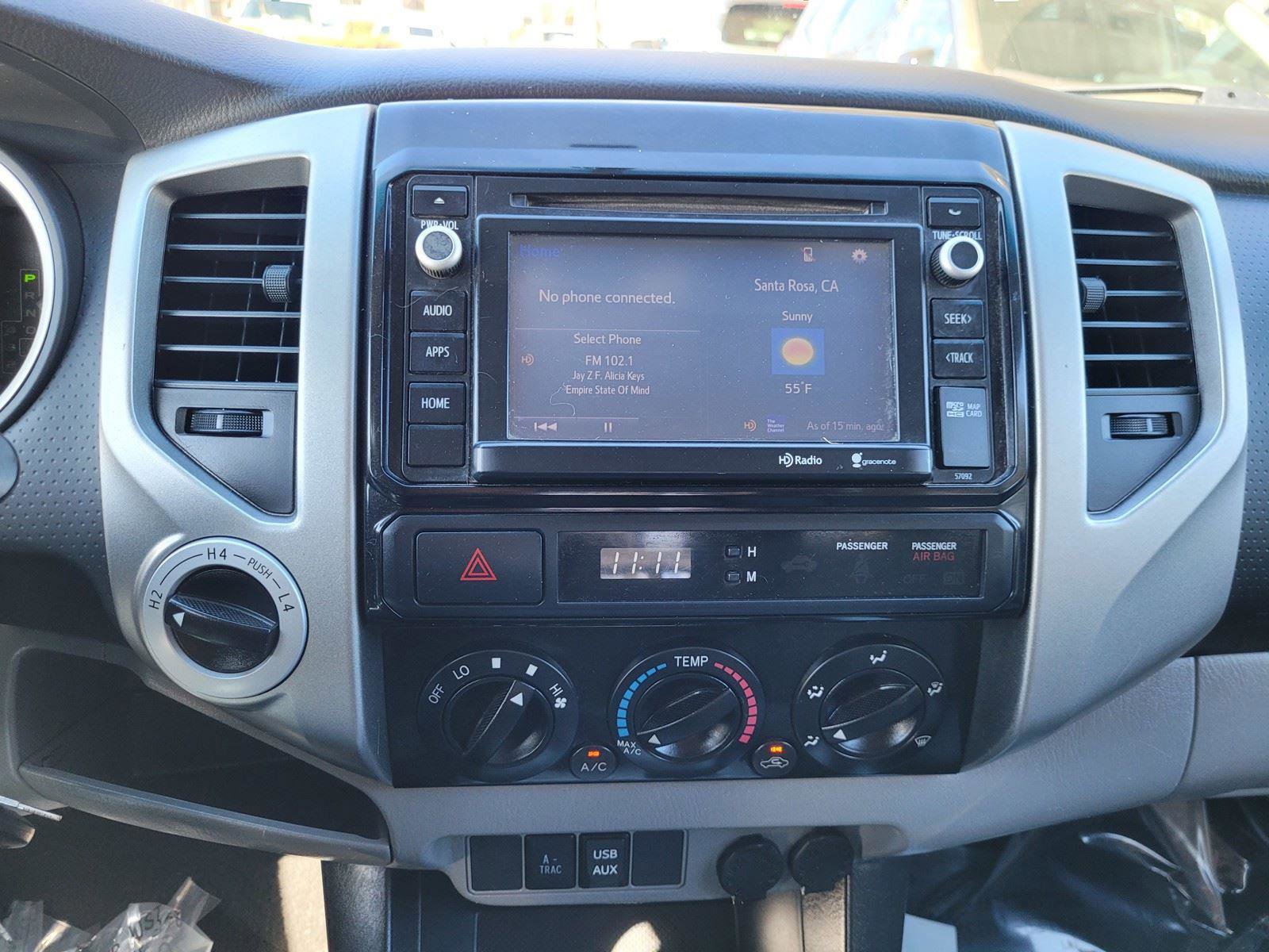 Used 2014 Toyota Tacoma 4x4 Double Cab w/ TRD Off-Road Package image 27