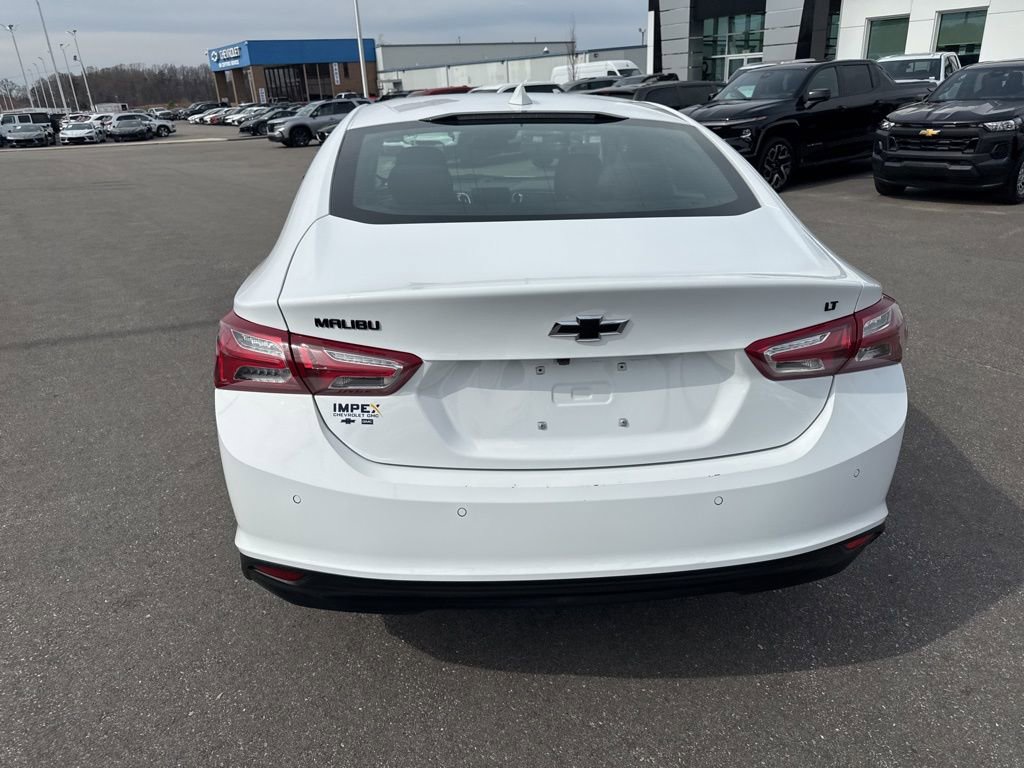 Used 2024 Chevrolet Malibu LT w/ Sport Edition FWD image 4