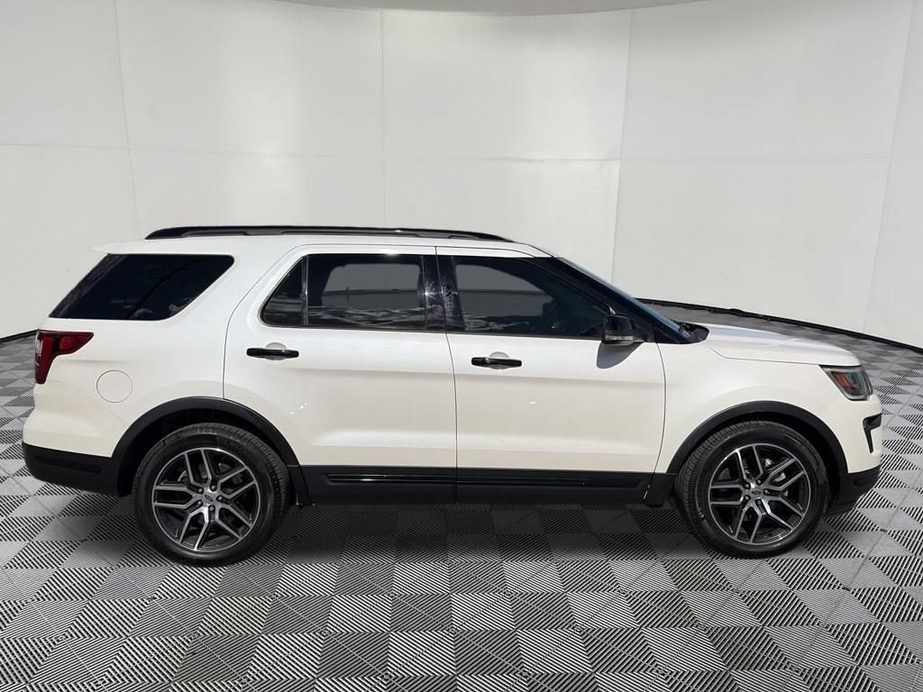 Used 2018 Ford Explorer Sport w/ Equipment Group 401A AWD/4WD image 11