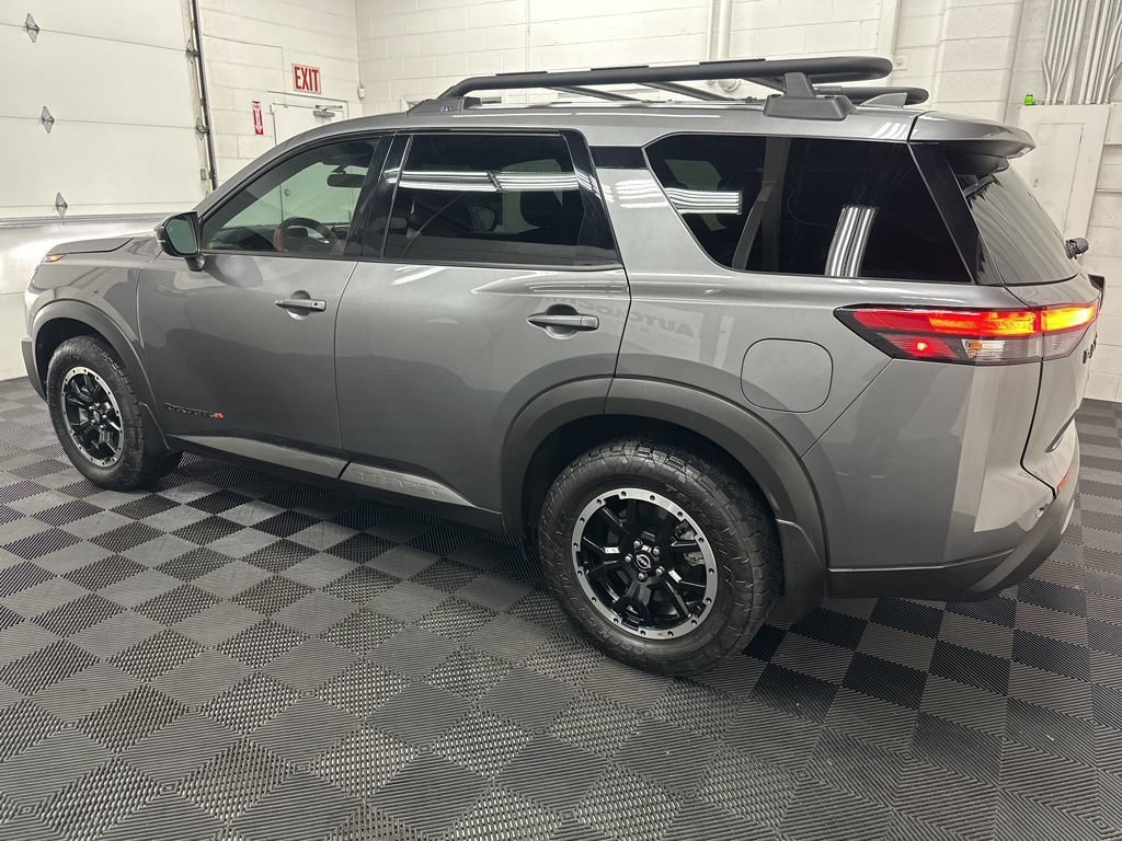 Used 2025 Nissan Pathfinder Rock Creek AWD/4WD image 7