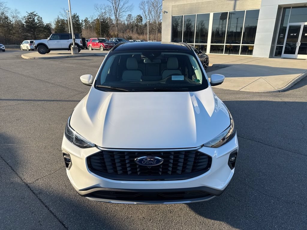 New 2025 Ford Escape SE w/ PHEV Premium Package FWD image 9