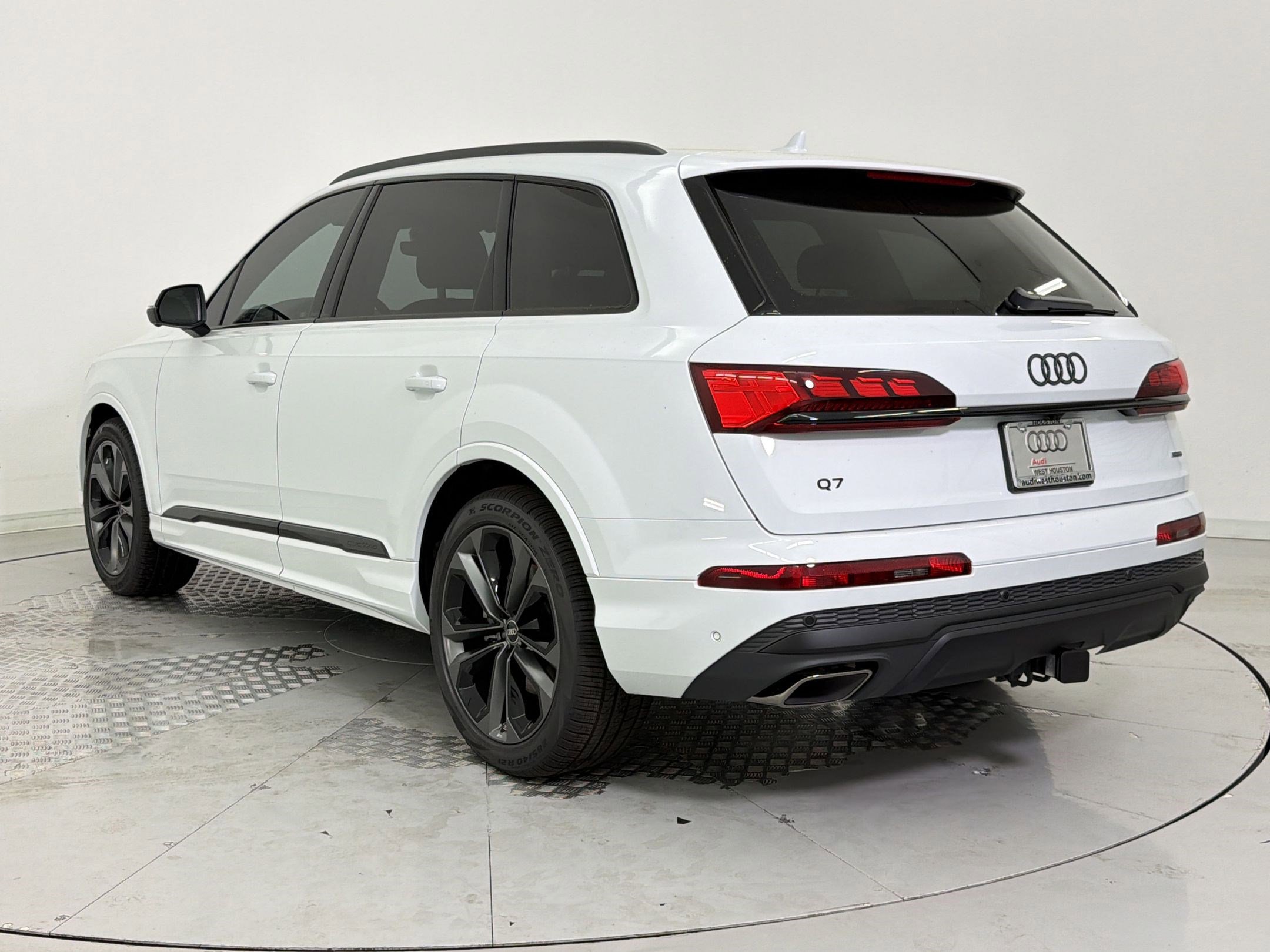 New 2026 Audi Q7 3.0T Prestige AWD/4WD image 3