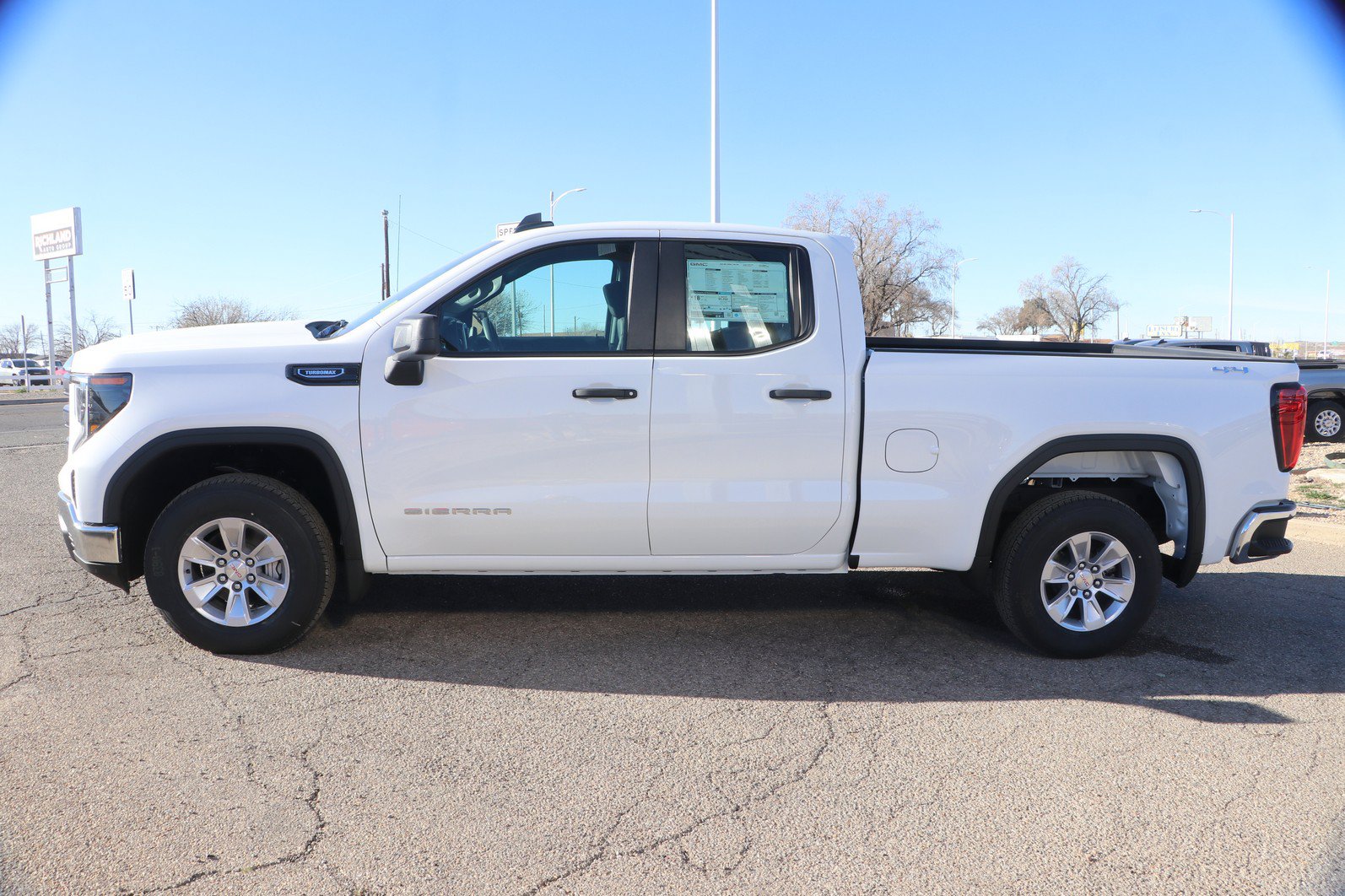 New 2026 GMC Sierra 1500 Pro w/ Trailering Package AWD/4WD image 4