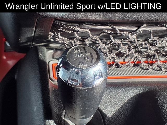 Used 2017 Jeep Wrangler Unlimited Sport w/ Quick Order Package 24S AWD/4WD image 15